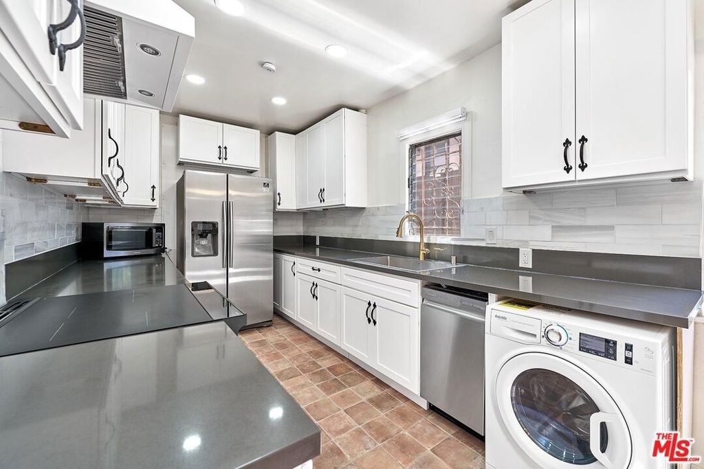 918 S Stanley Avenue - Photo 11