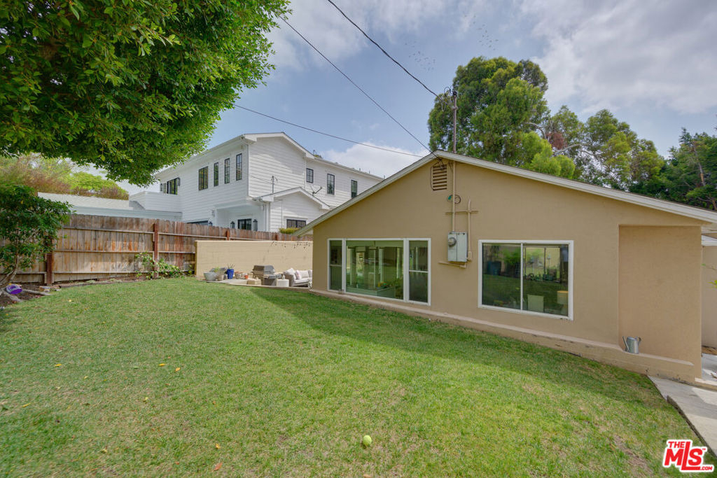2241 S Beverly Drive - Photo 35
