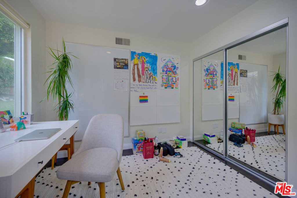 2241 S Beverly Drive - Photo 31