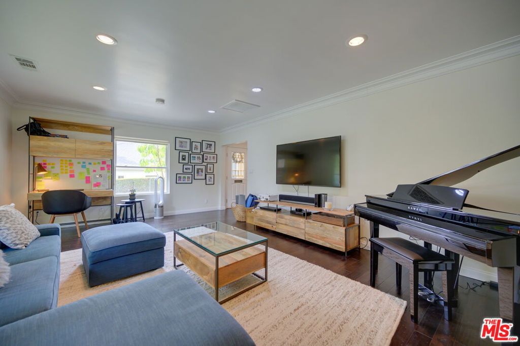 2241 S Beverly Drive - Photo 7