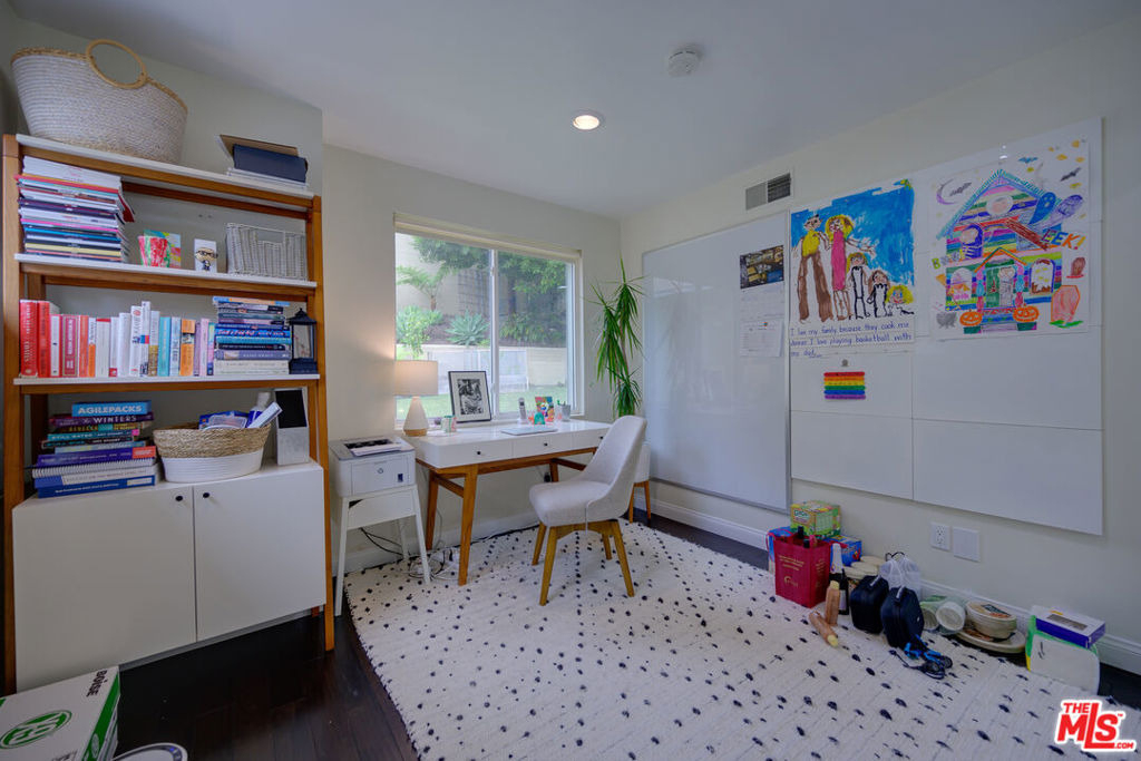 2241 S Beverly Drive - Photo 30