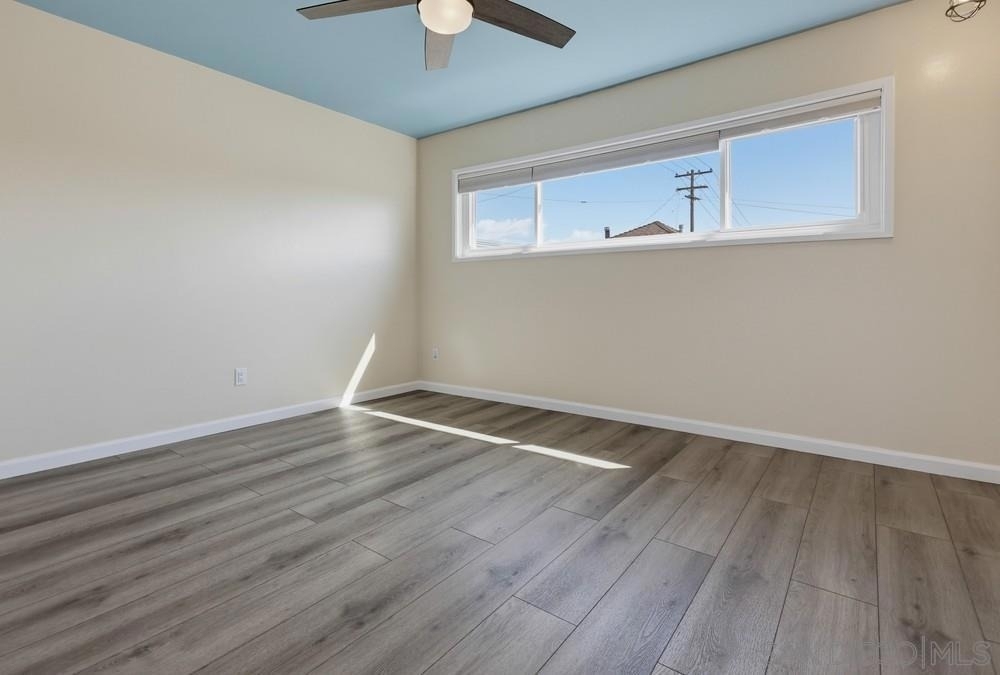330 35th St - Photo 24