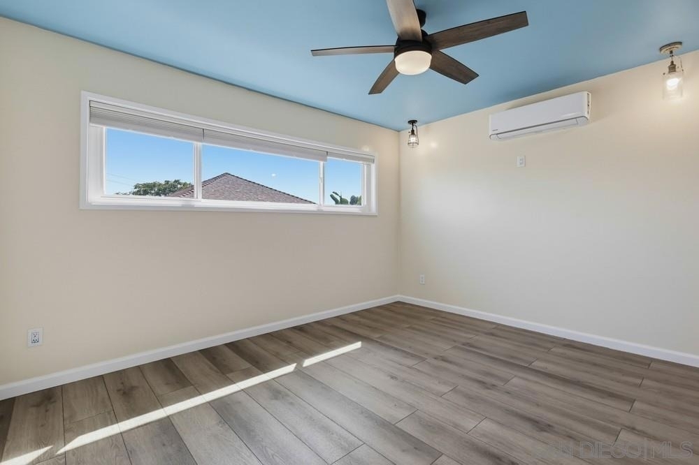 330 35th St - Photo 25