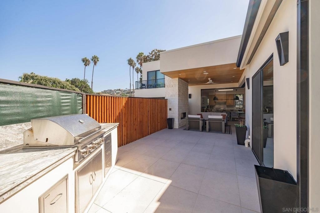 8166 Paseo Del Ocaso - Photo 10