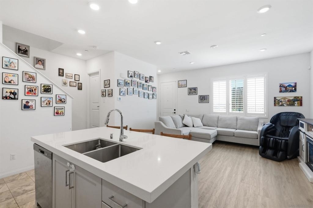 2044 Bluestone Cir. - Photo 32