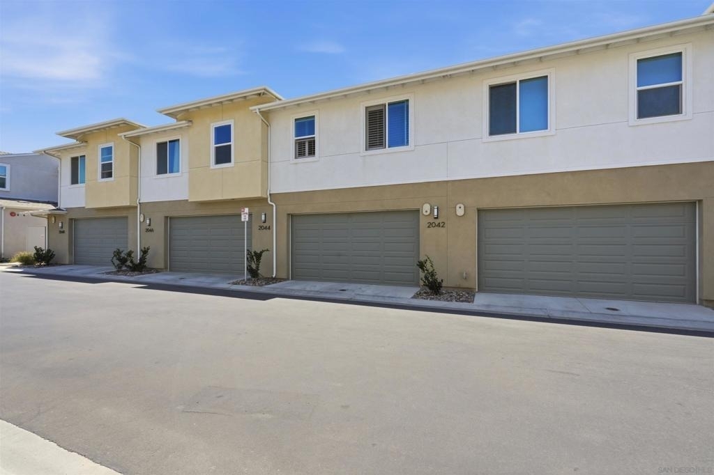 2044 Bluestone Cir. - Photo 50