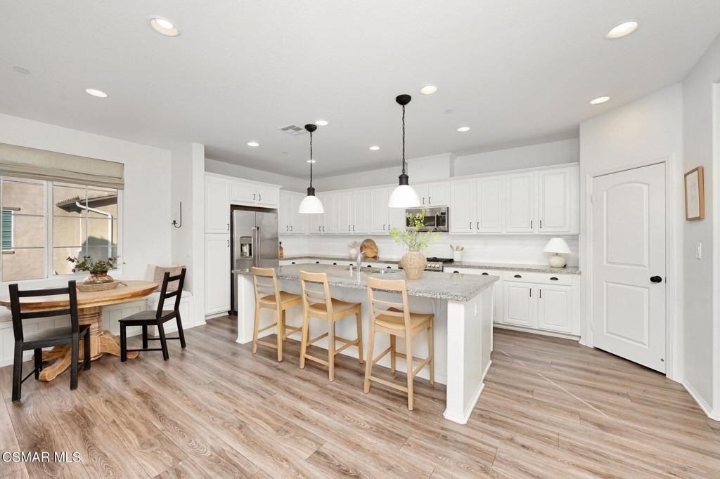 425 Stratus Lane - Photo 3