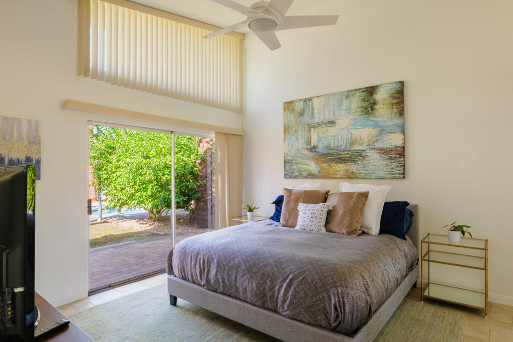 290 S San Jacinto Drive - Photo 3