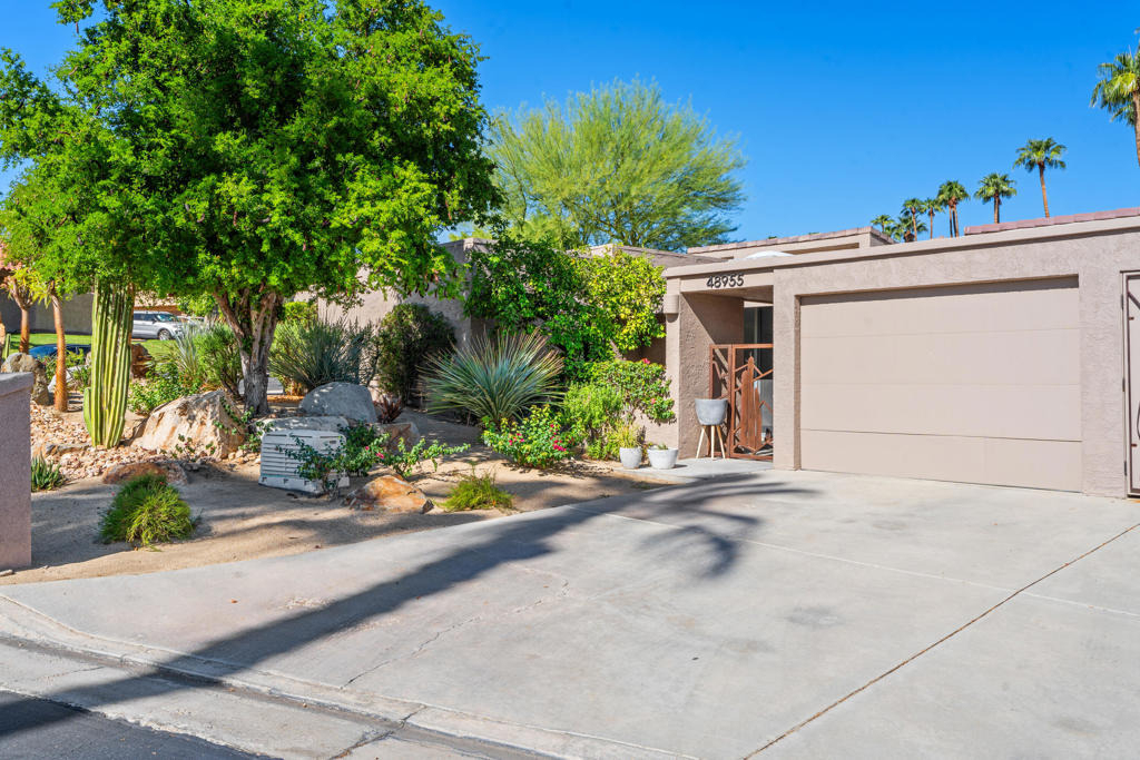 48955 Mariposa Drive - Photo 2
