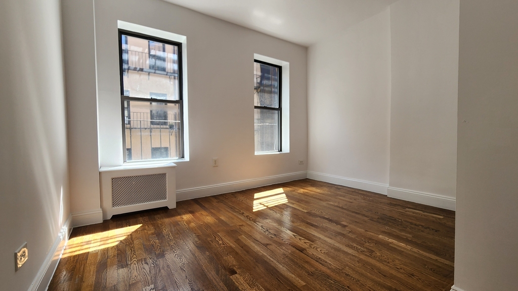 East 89th Street - Photo 1