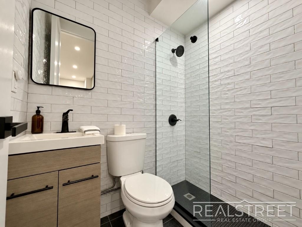29 Thomas S Boyland Street - Photo 13