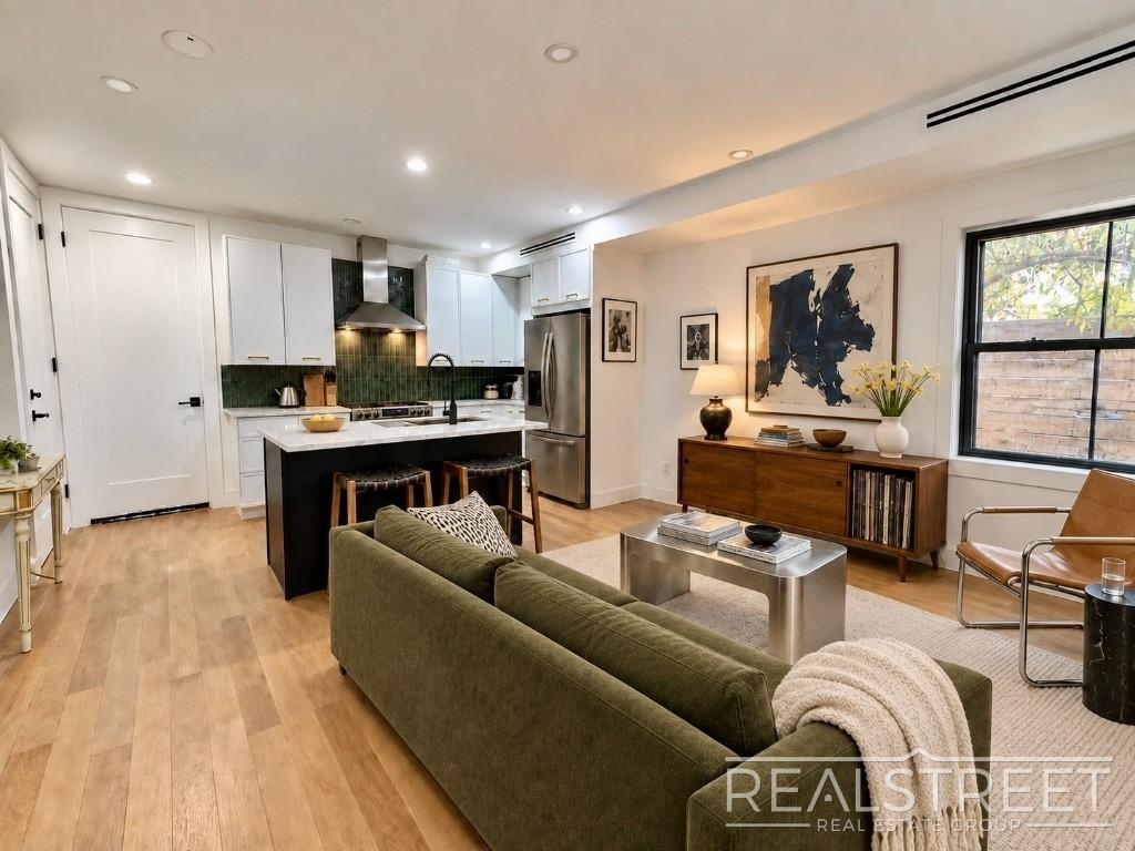 29 Thomas S Boyland Street - Photo 0