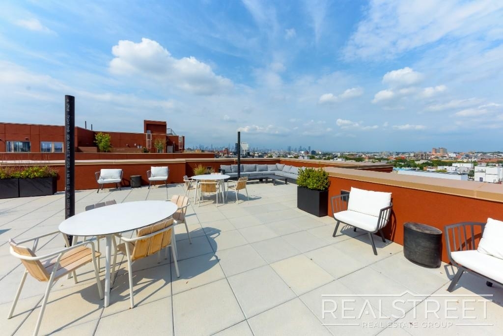 972 Bushwick Avenue - Photo 13