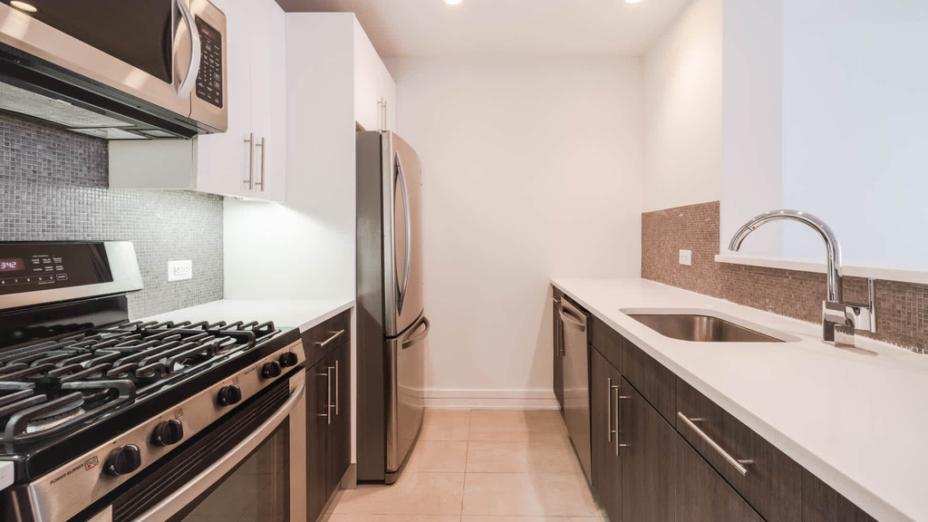 175 Kent Avenue - Photo 4