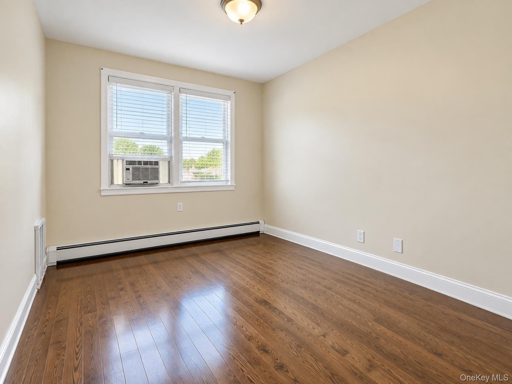 14035 183rd Street - Photo 4