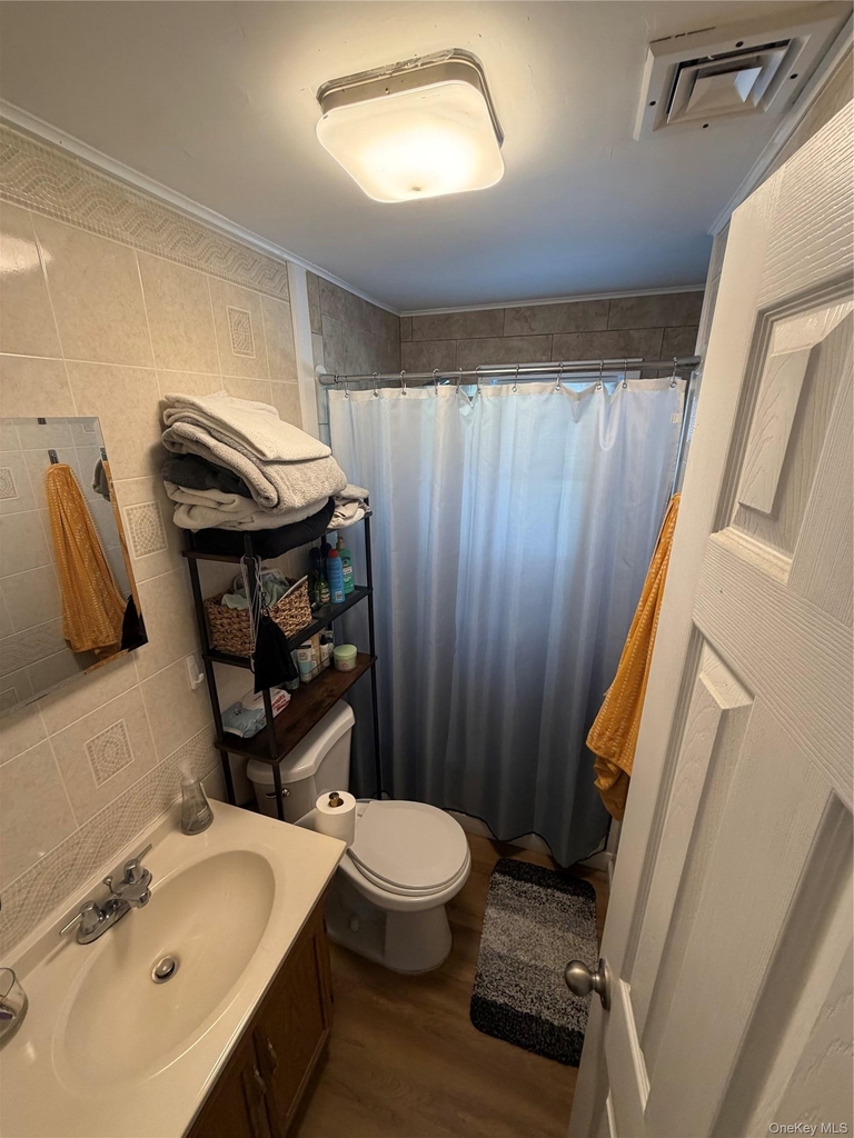 40 Tyler Avenue - Photo 5