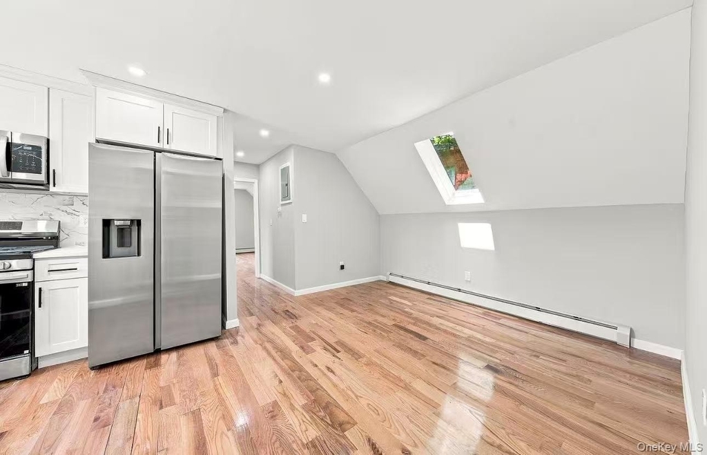 13714 Bedell Street - Photo 2