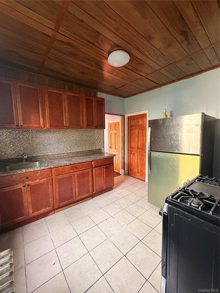 12022 Marsden Street - Photo 14