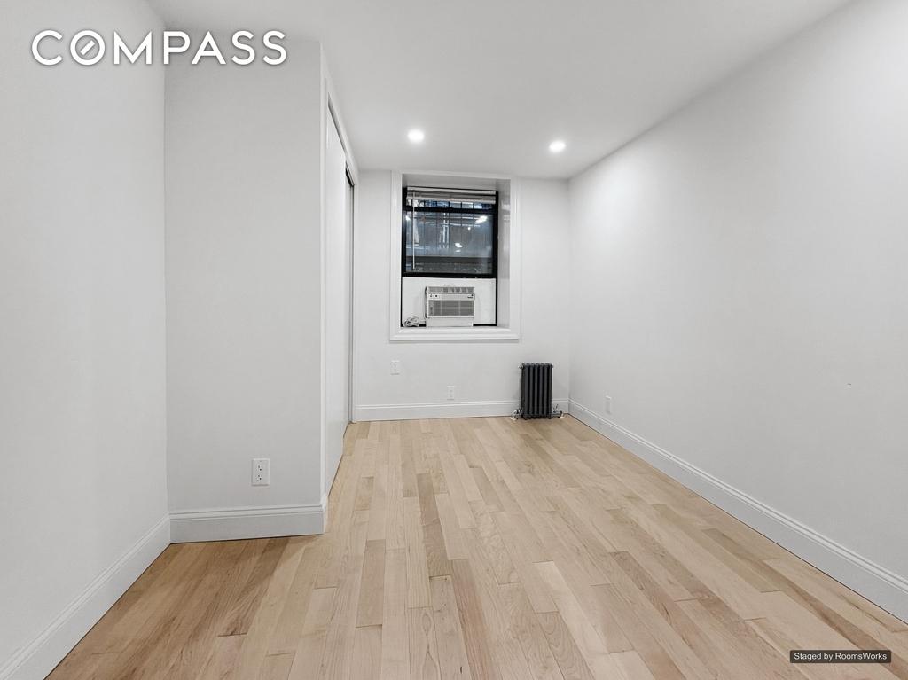 Douglass Street - Photo 4