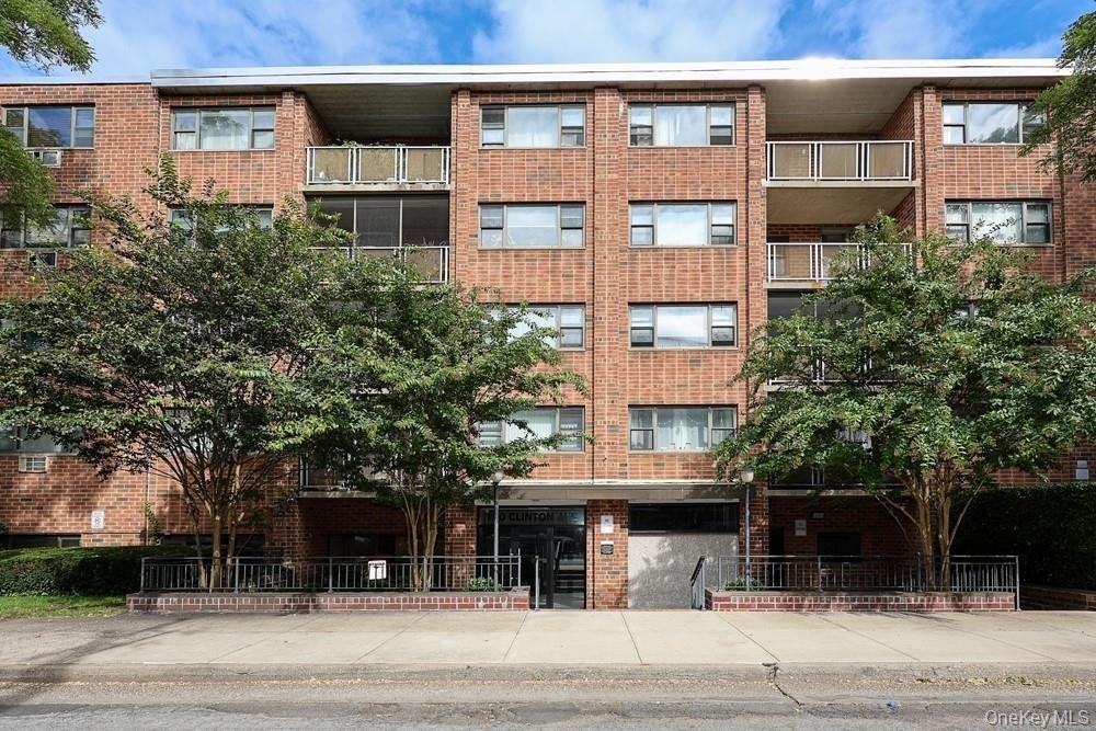 100 Clinton Avenue - Photo 1