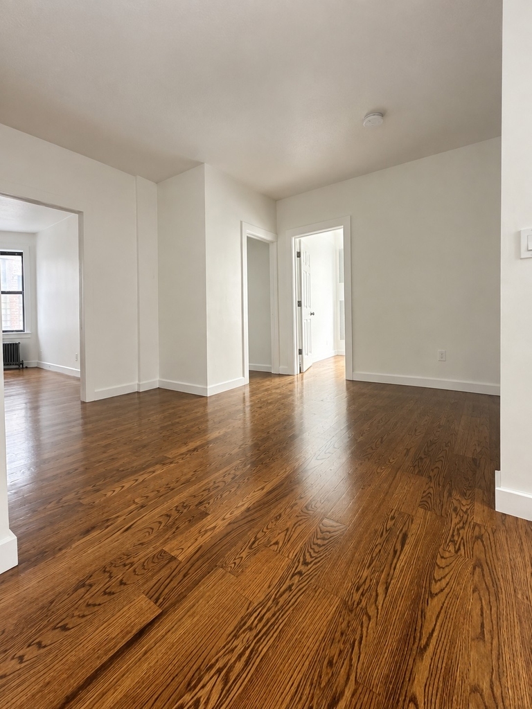West 175th Street - Photo 8