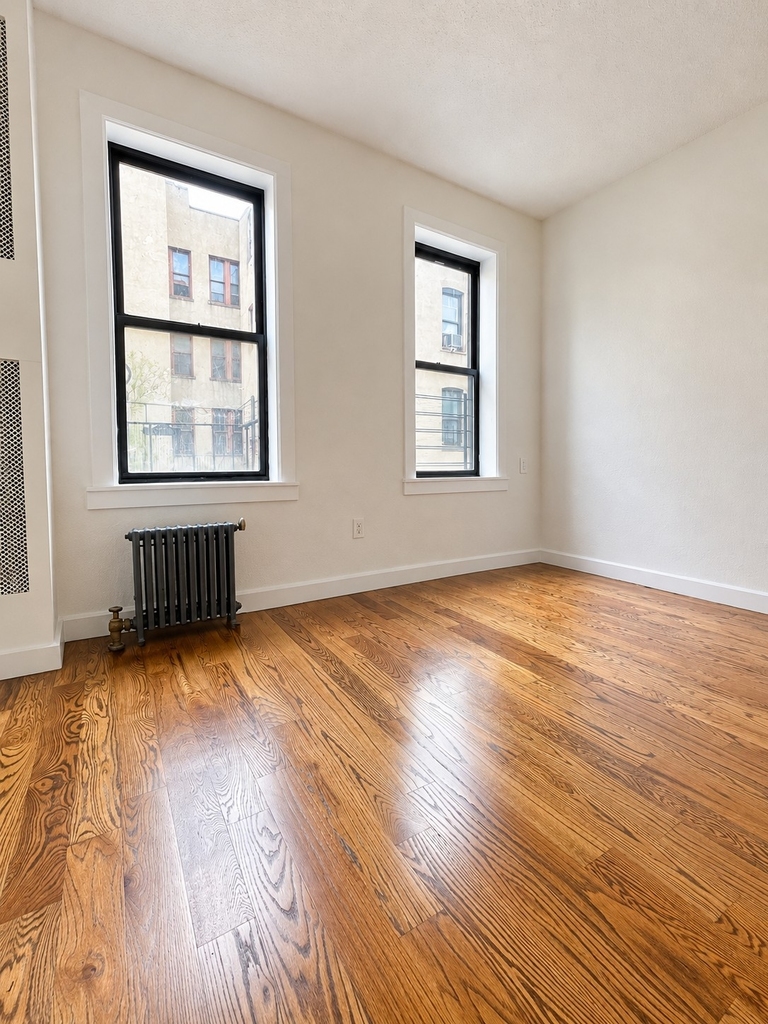 West 175th Street - Photo 6