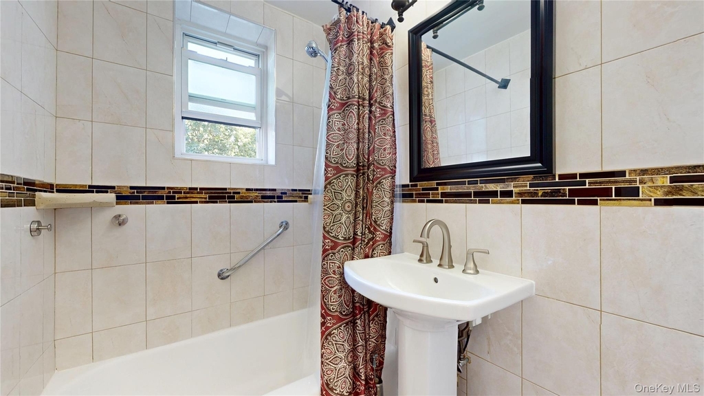 84-50 169th Street - Photo 16