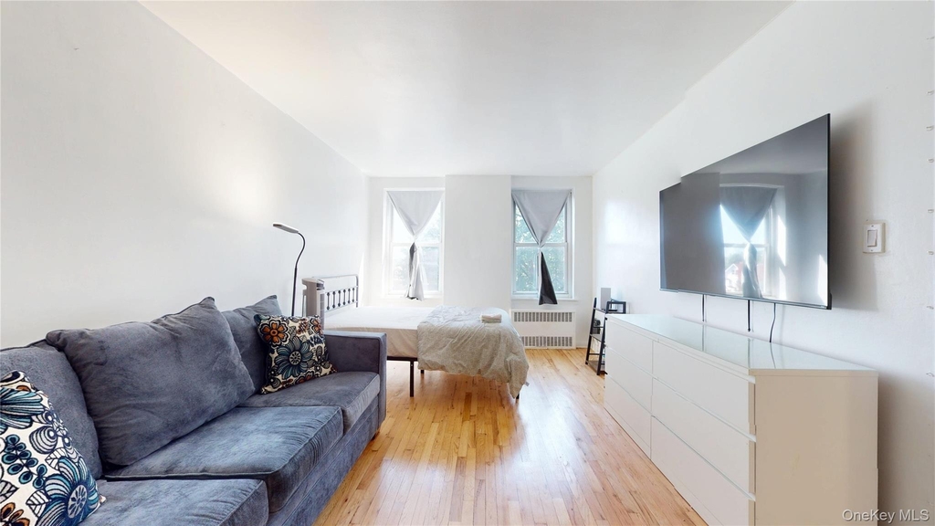 84-50 169th Street - Photo 8