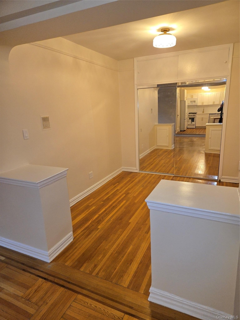 99-45 67 Road - Photo 10