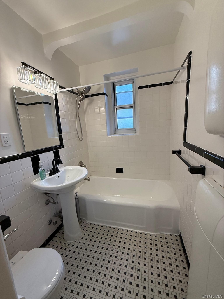 99-45 67 Road - Photo 20