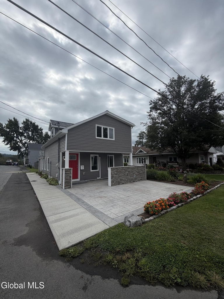 27 7th Street Street - Photo 1