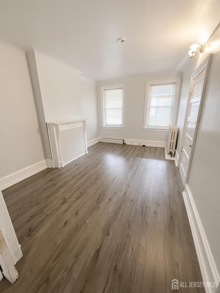 490 W State Street - Photo 1