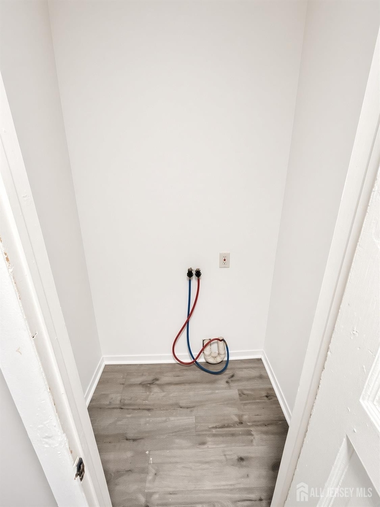490 W State Street - Photo 8