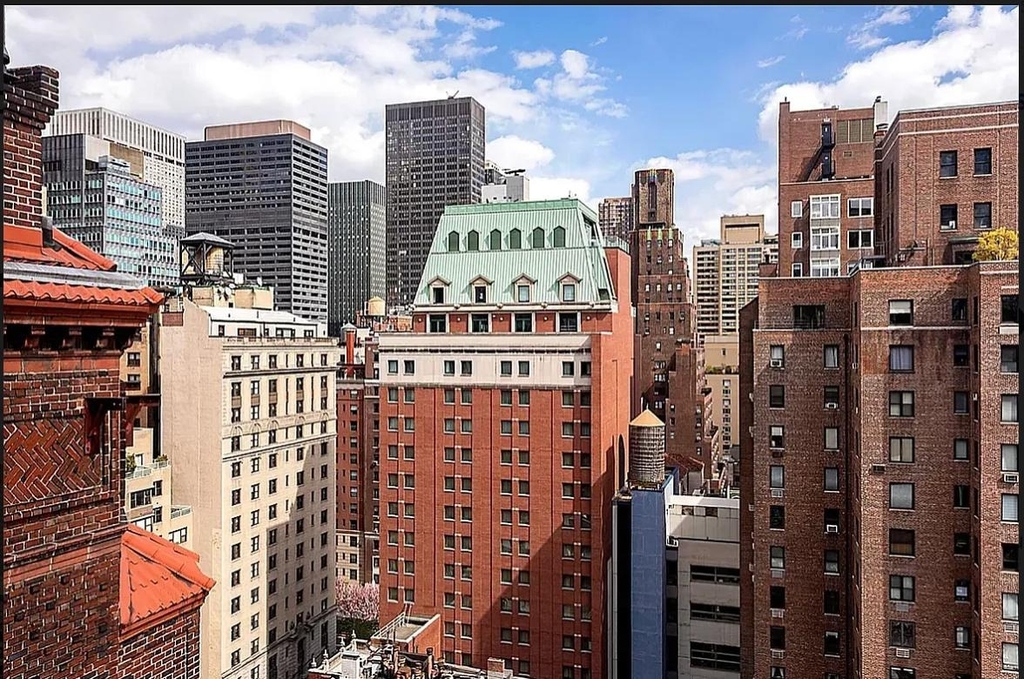 237 Madison Avenue - Photo 10