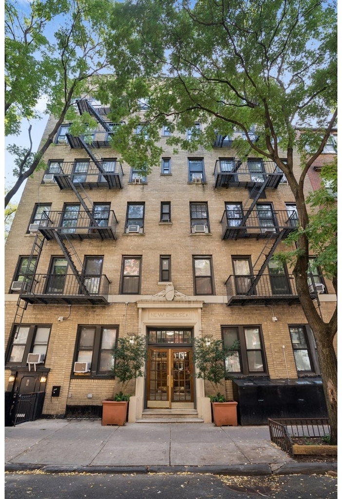 342 W 21st Street - Photo 5