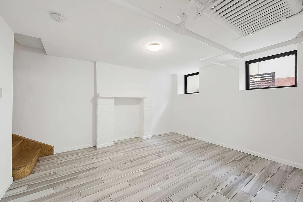 605 Vanderbilt Avenue - Photo 1