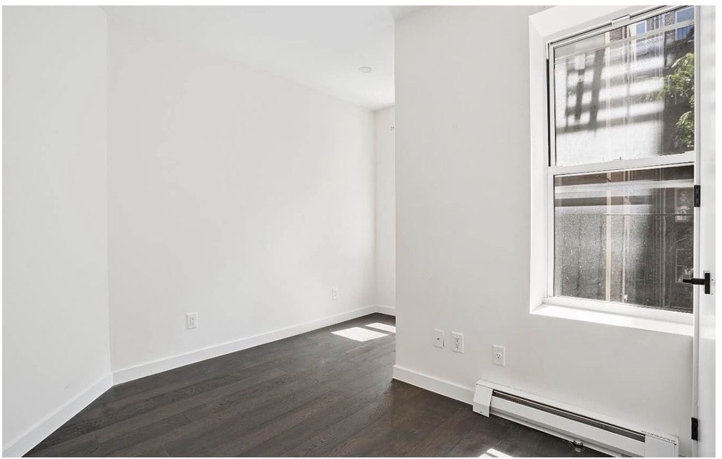 231 Sullivan Street - Photo 9