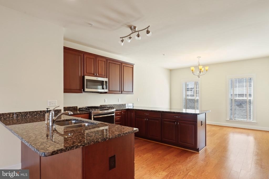 562 Marina Landing Lane - Photo 21