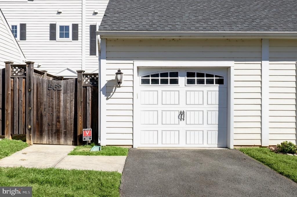 562 Marina Landing Lane - Photo 1