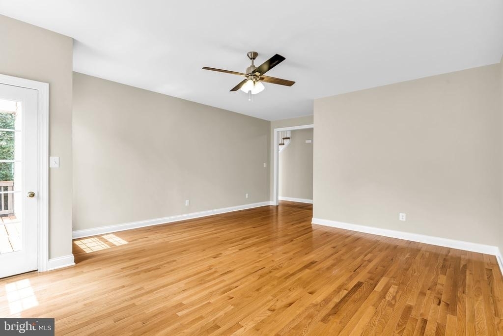 42985 Pascale Terrace - Photo 16