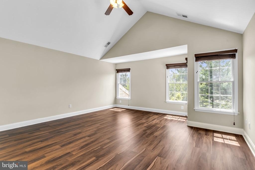 42985 Pascale Terrace - Photo 25