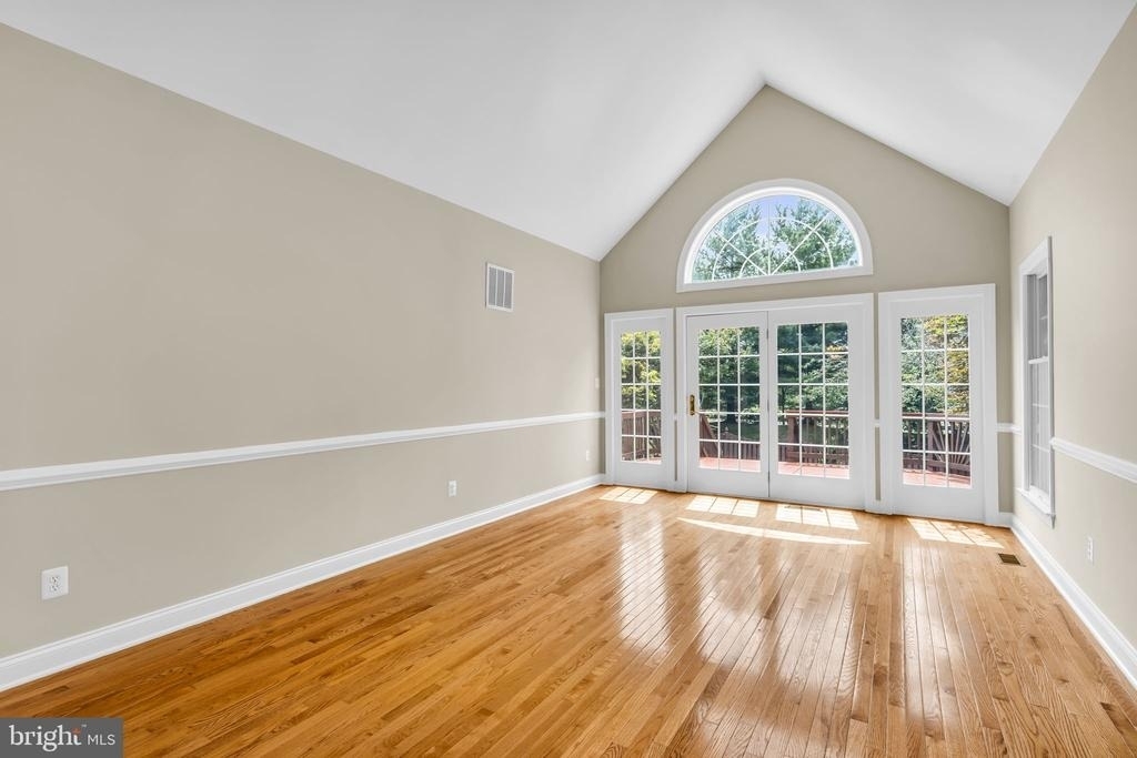 42985 Pascale Terrace - Photo 3