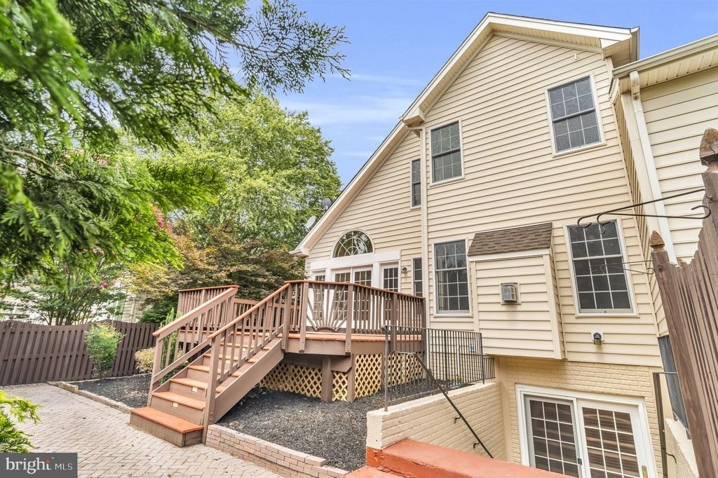 42985 Pascale Terrace - Photo 39