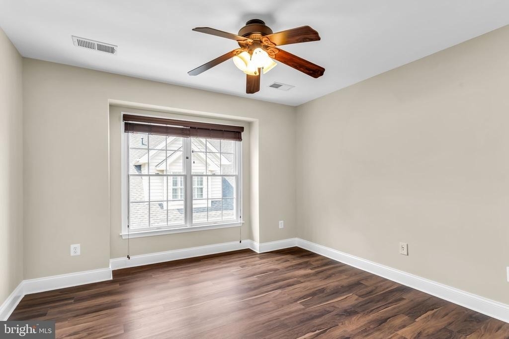 42985 Pascale Terrace - Photo 19