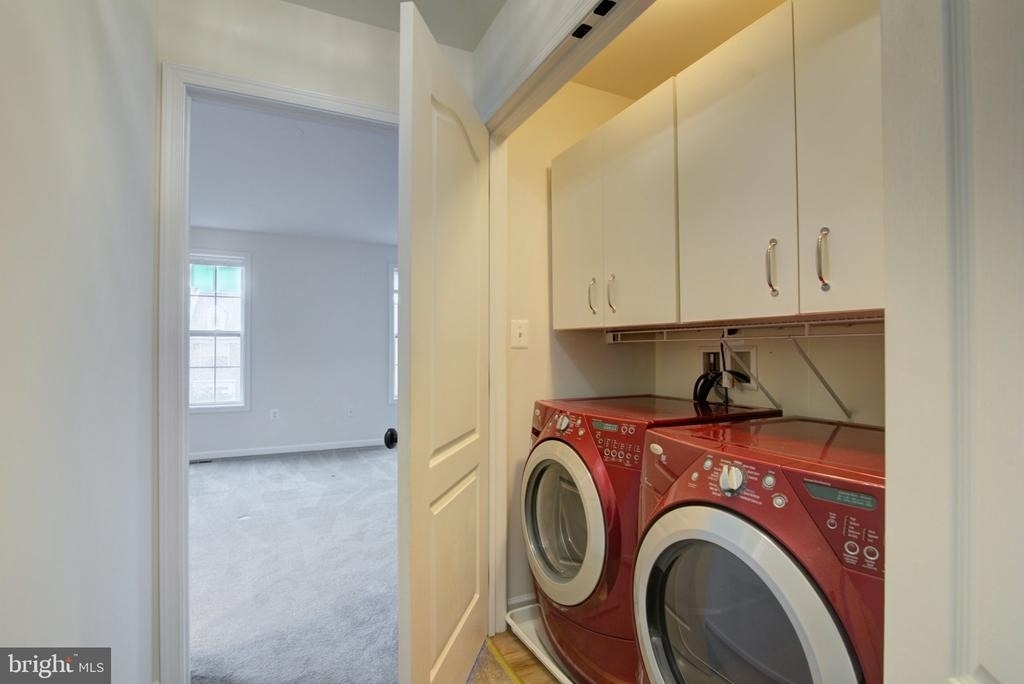 23099 Sunbury Street - Photo 23