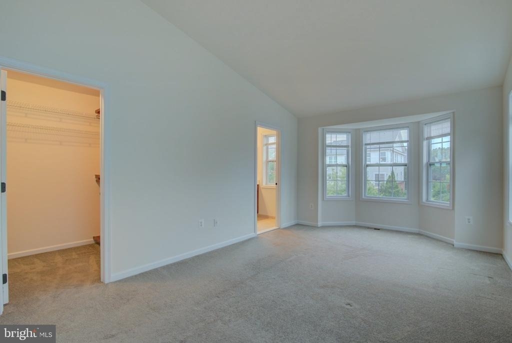 23099 Sunbury Street - Photo 16