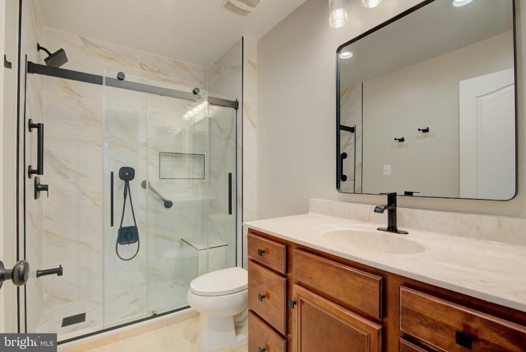23099 Sunbury Street - Photo 22