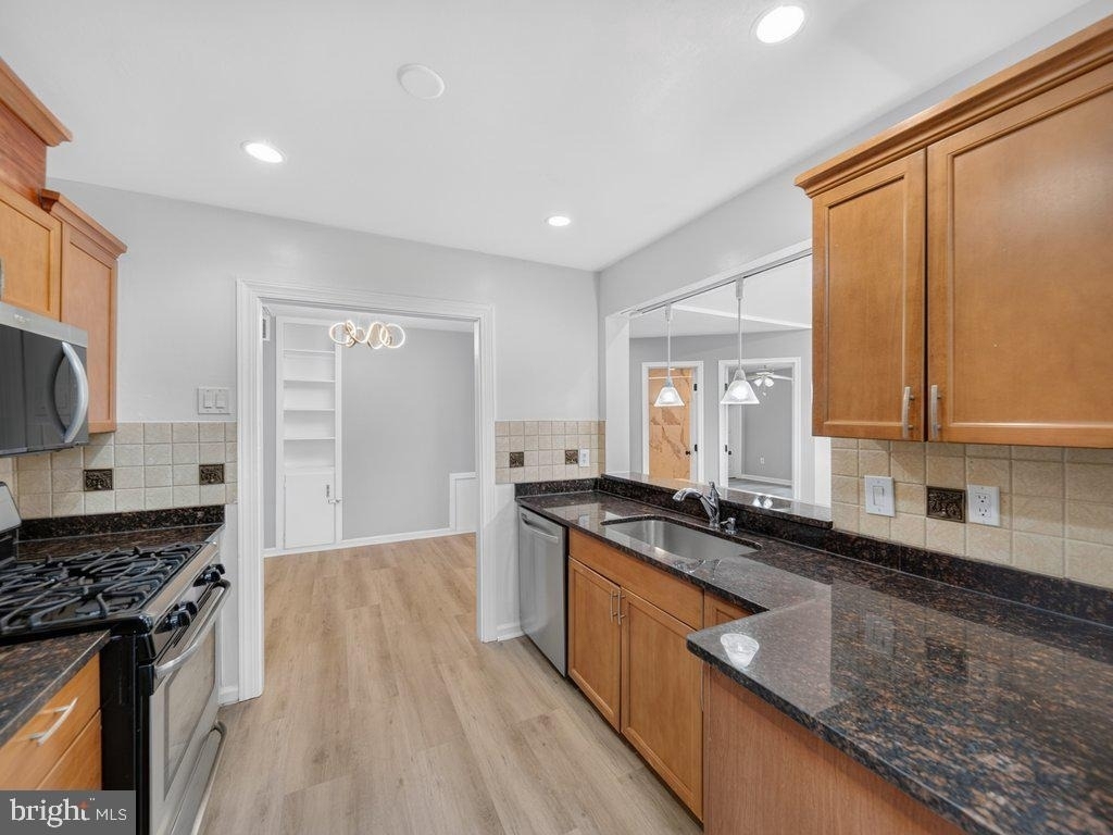 4906 Upland Drive - Photo 10