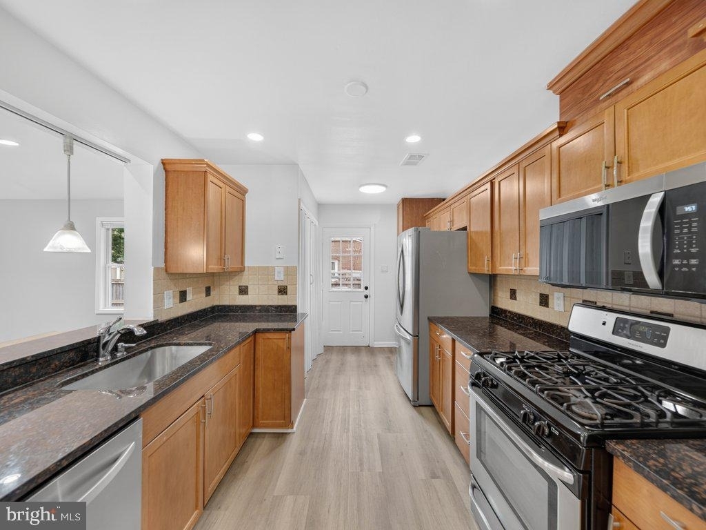 4906 Upland Drive - Photo 6