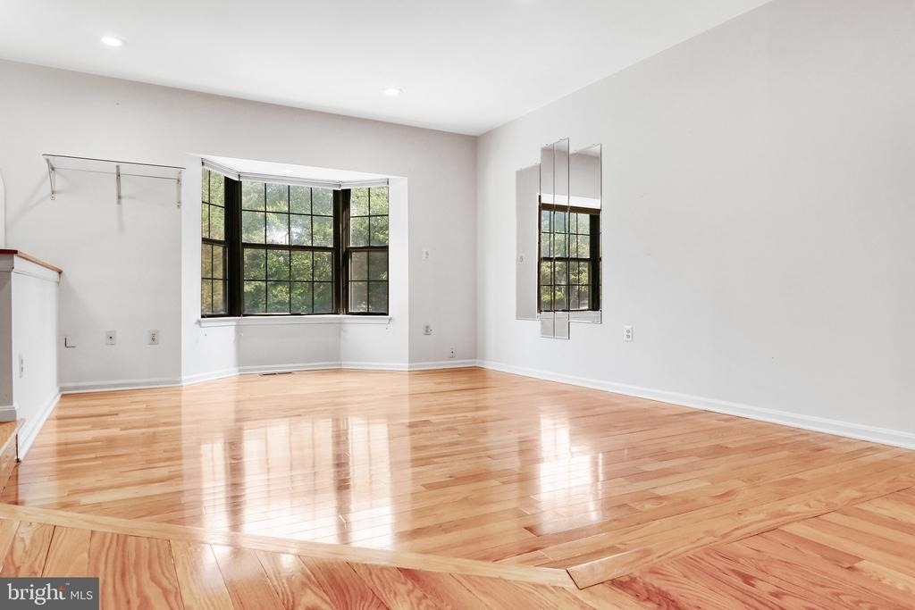3964 Rosebay Court - Photo 5